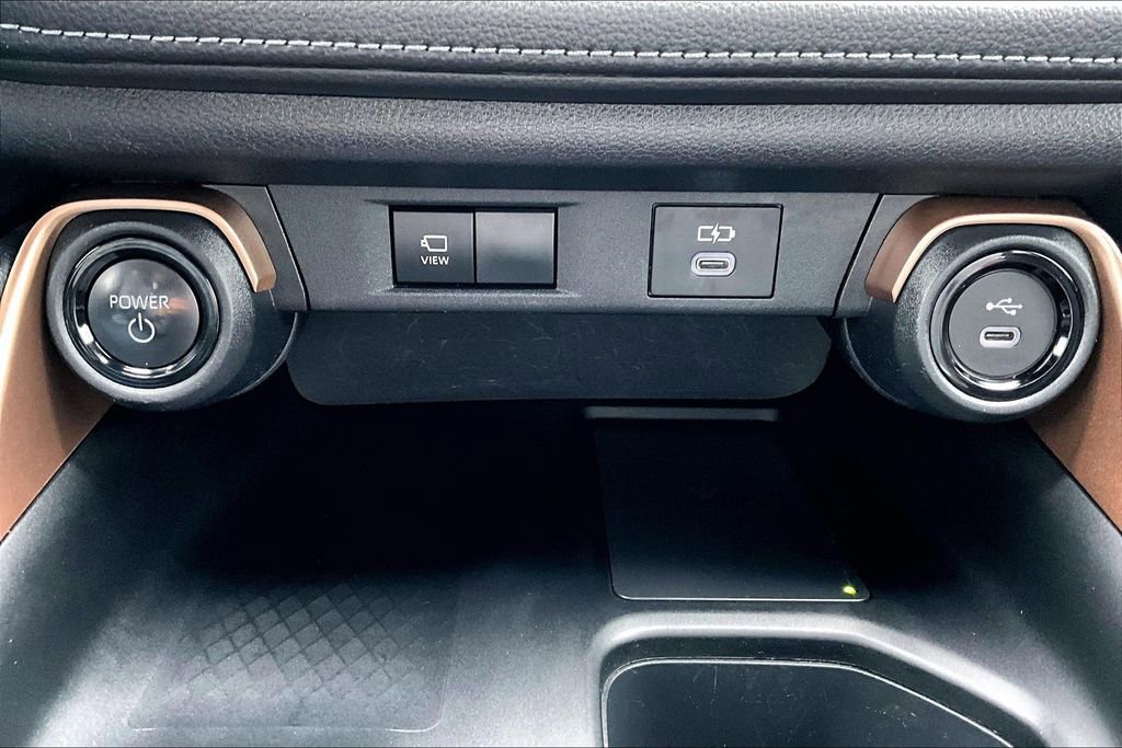 Used 2024 Toyota Grand Highlander AWD Hybrid image 33