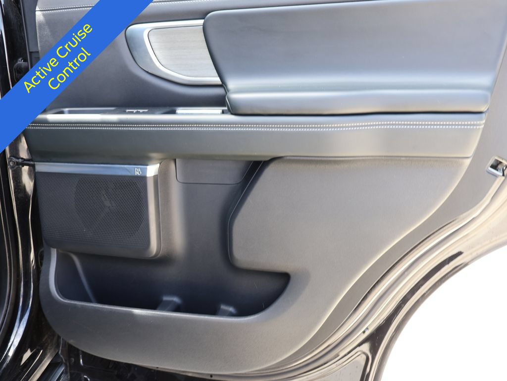 Certified 2025 Ford Expedition Platinum AWD/4WD image 12