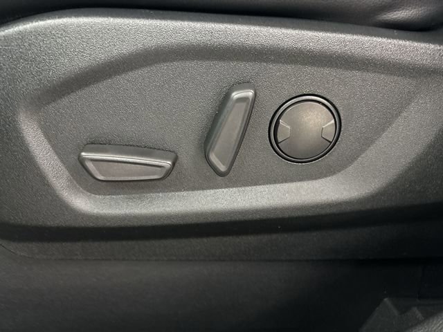 Certified 2022 Ford Edge SEL w/ Convenience Package image 4