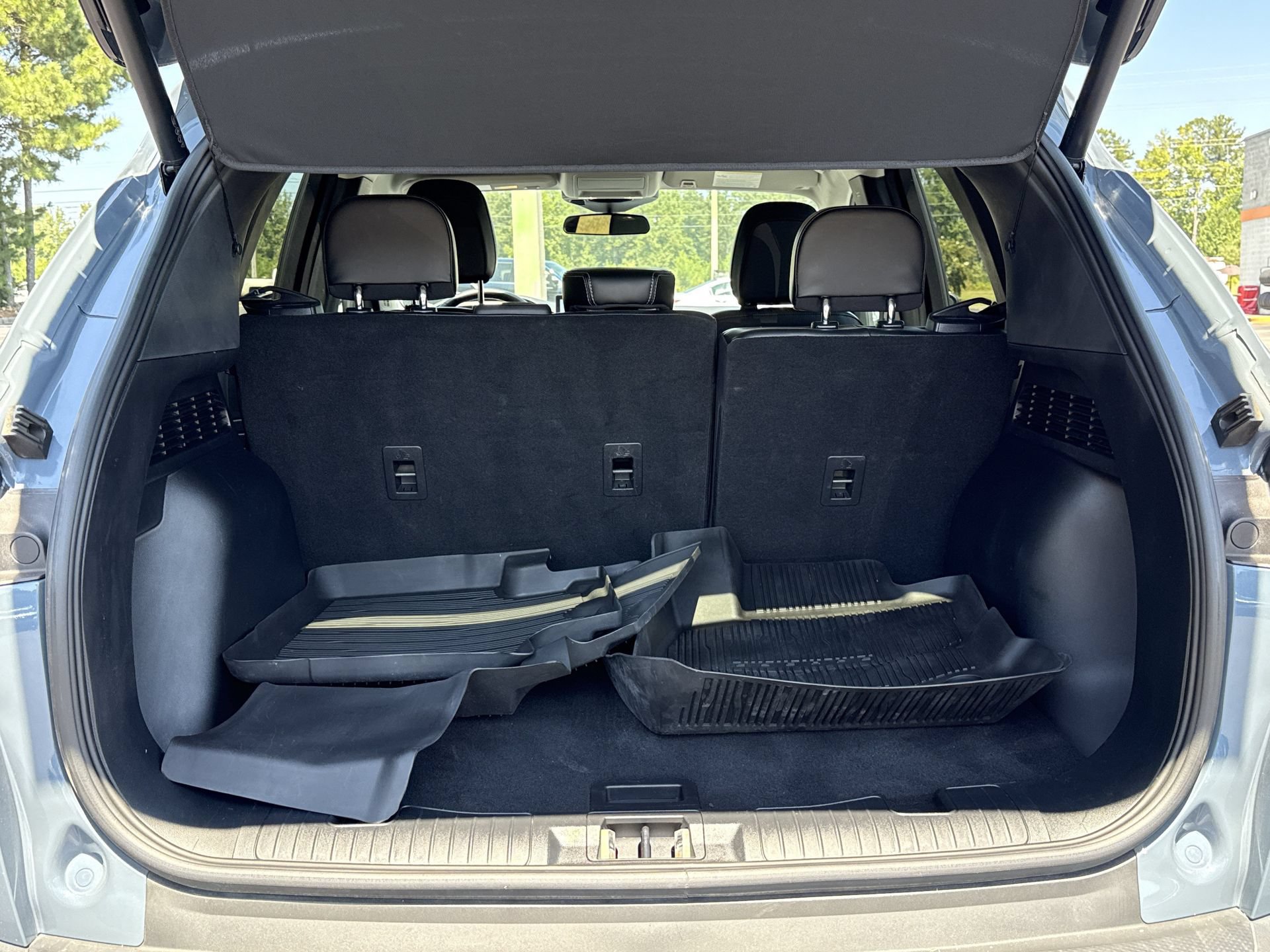Certified 2025 Ford Escape SE FWD image 17