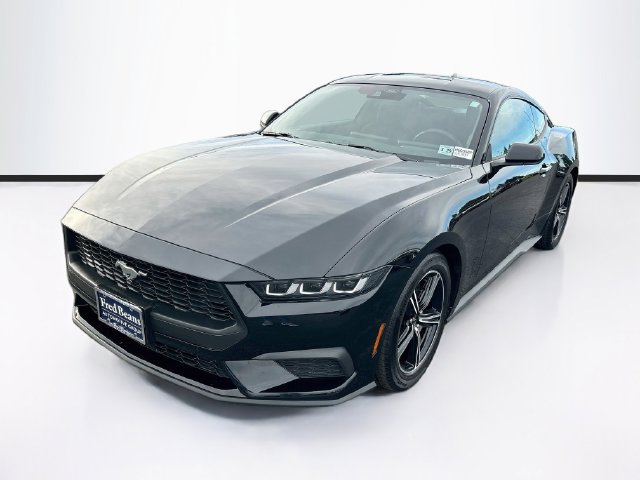 Certified 2024 Ford Mustang Coupe RWD image 3