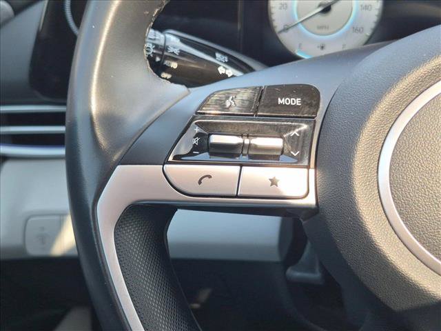 Used 2024 Hyundai Elantra Limited FWD image 12