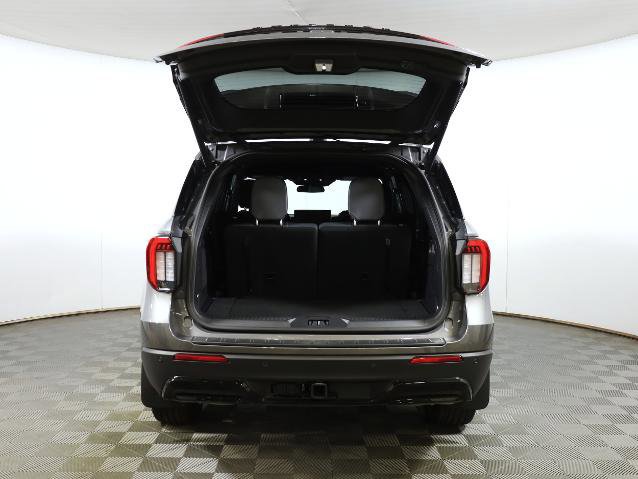Certified 2025 Ford Explorer ST-Line image 23