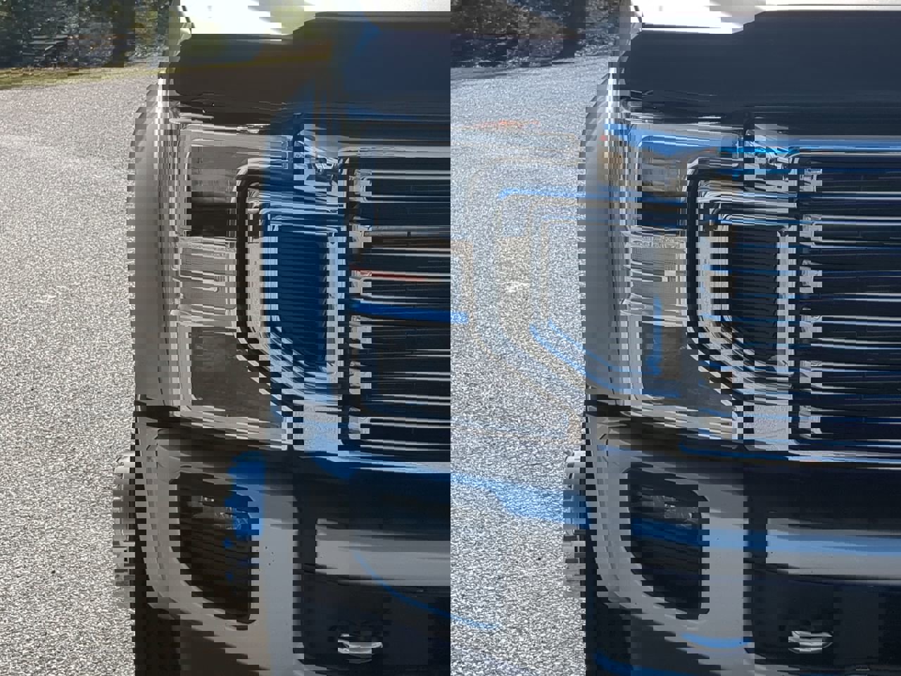 Certified 2021 Ford F450 Platinum w/ FX4 Off-Road Package image 8