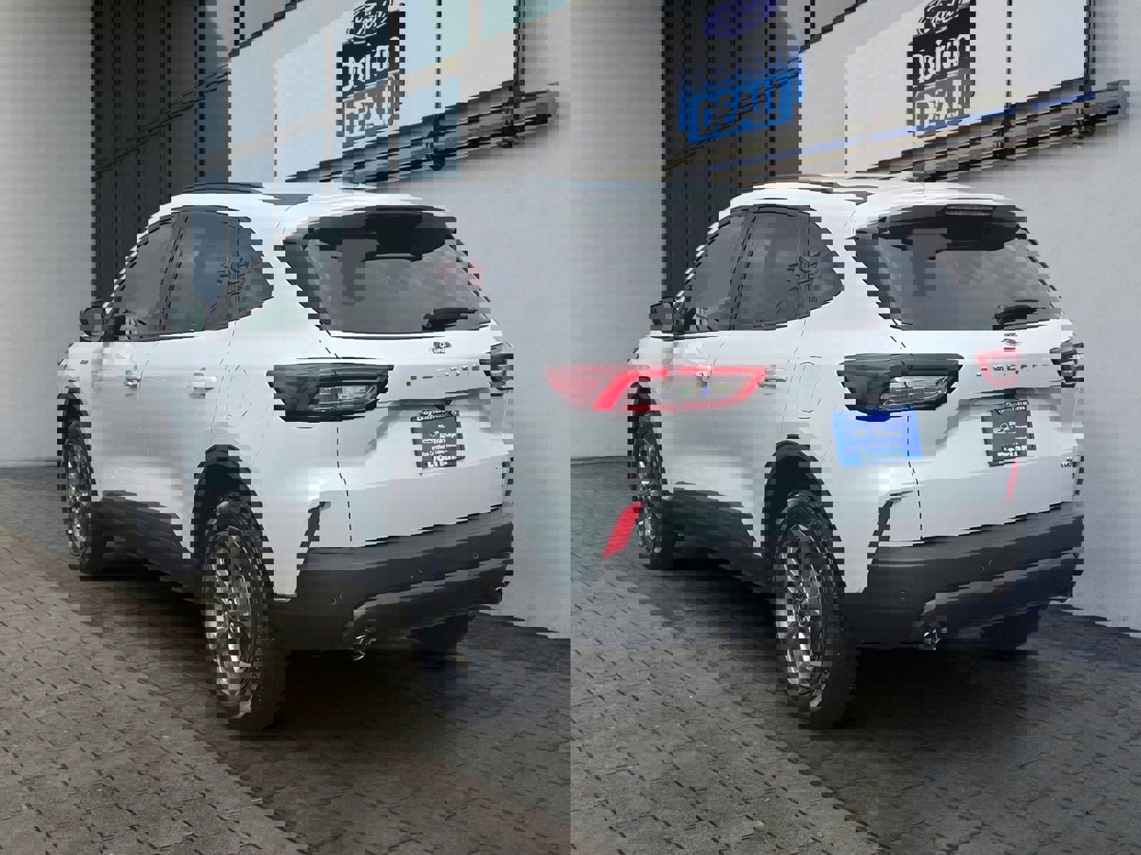 Certified 2025 Ford Escape ST-Line w/ Tech Pack #1 image 3