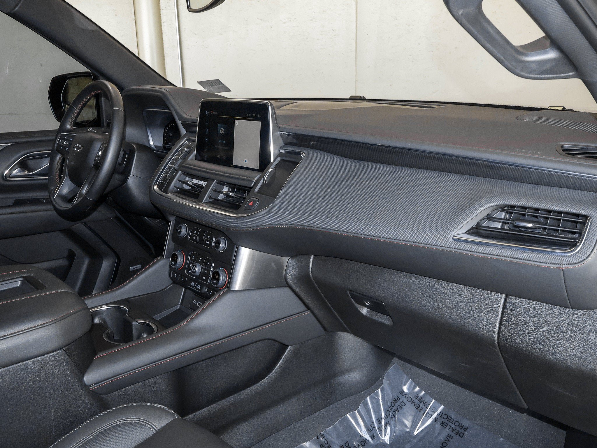 Used 2024 Chevrolet Tahoe RST w/ Luxury Package AWD/4WD image 39