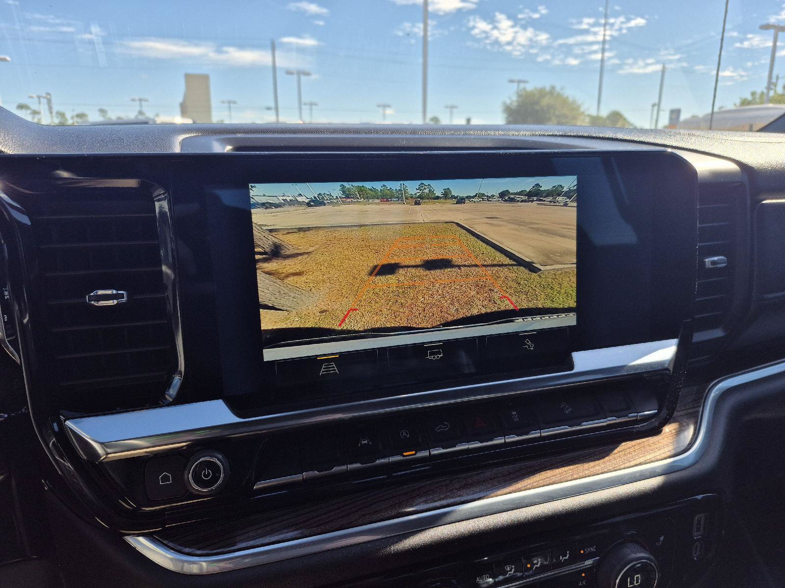 Used 2025 Chevrolet Silverado 1500 RST AWD/4WD image 5