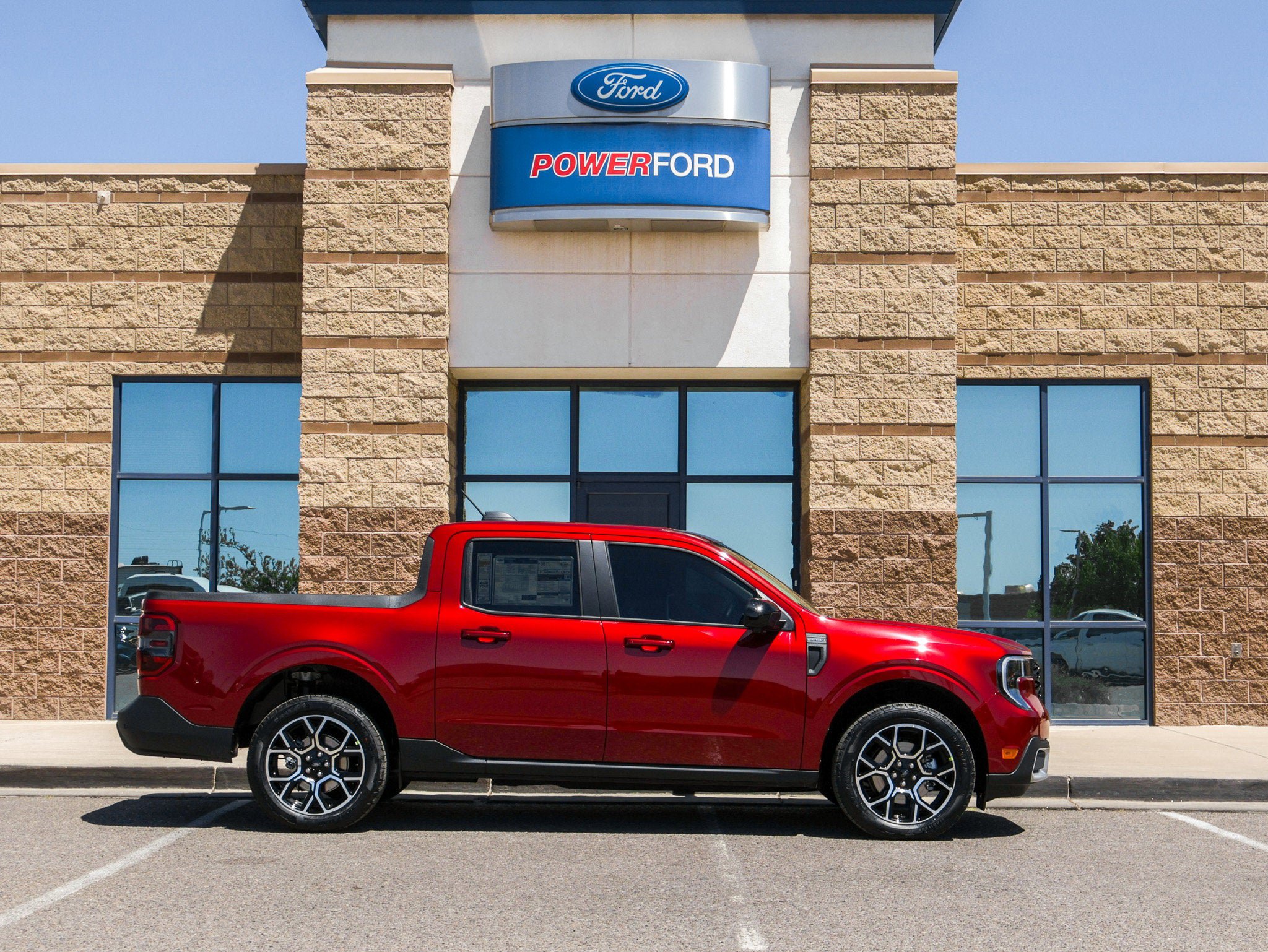 Certified 2026 Ford Maverick XLT FWD image 5