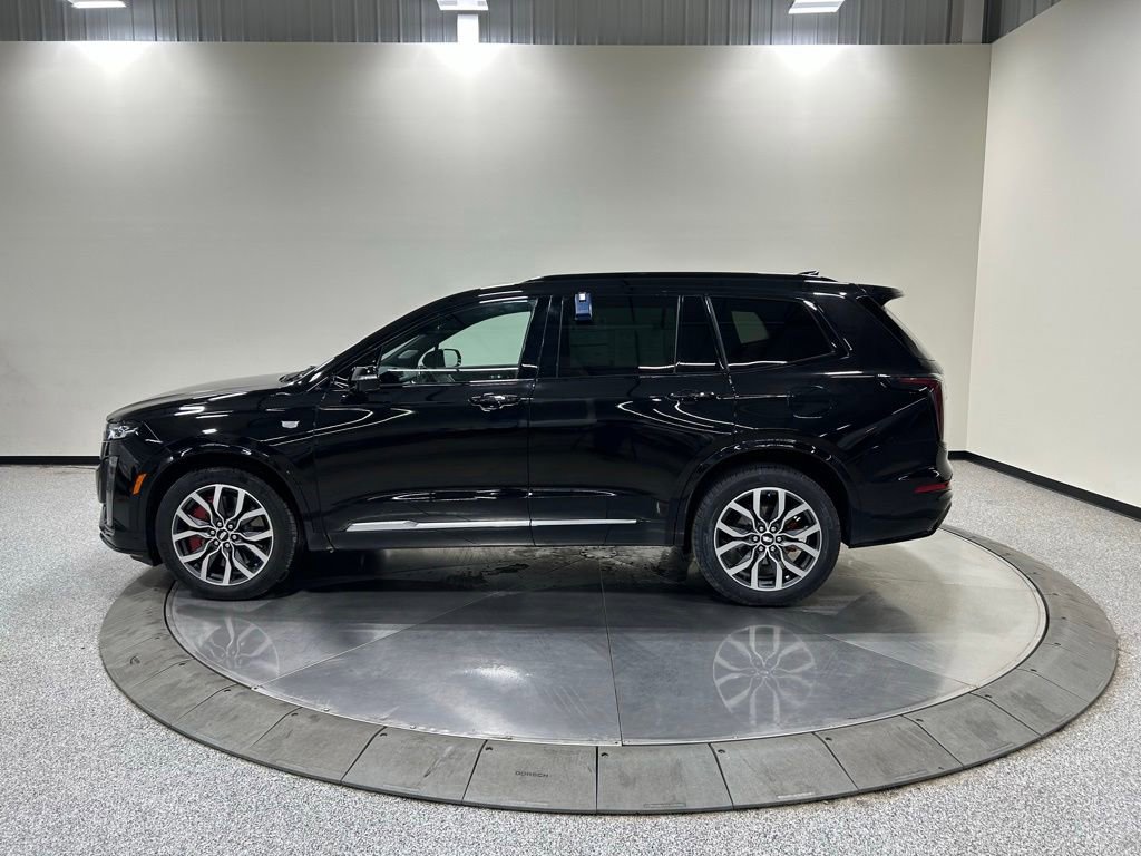 Used 2022 Cadillac XT6 Sport w/ Technology Package AWD/4WD image 10