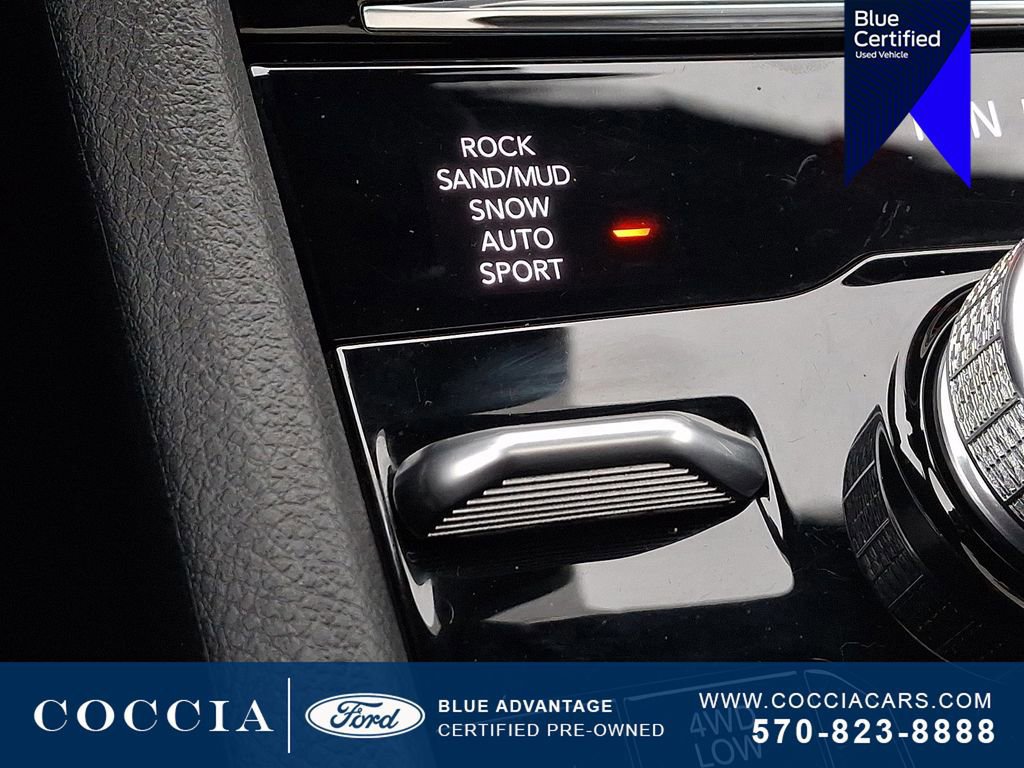 Used 2024 Jeep Grand Cherokee Overland w/ Trailer Tow Package image 26