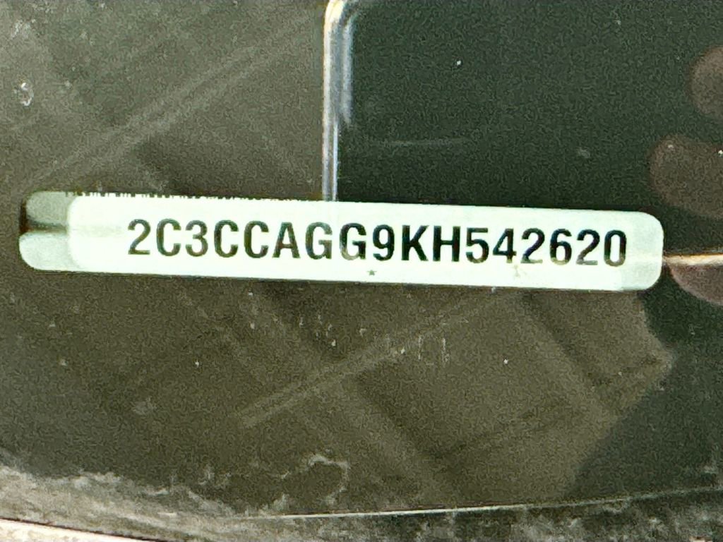 Used 2019 Chrysler 300 S image 23