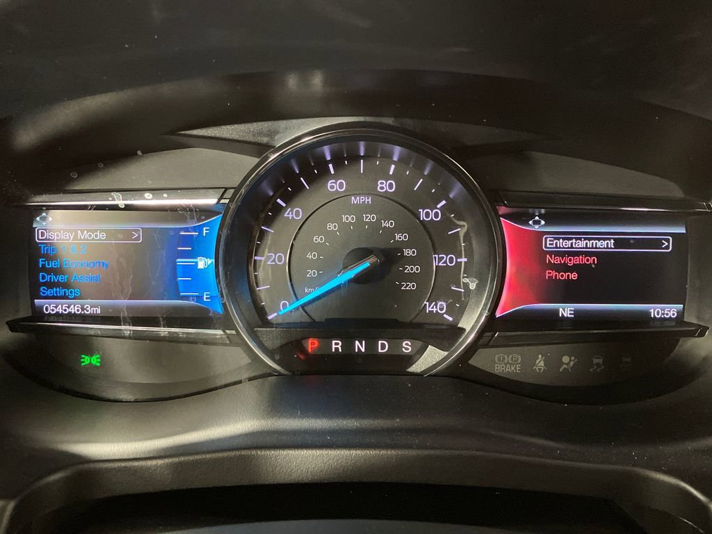 Certified 2018 Ford Explorer XLT w/ Equipment Group 202A image 18