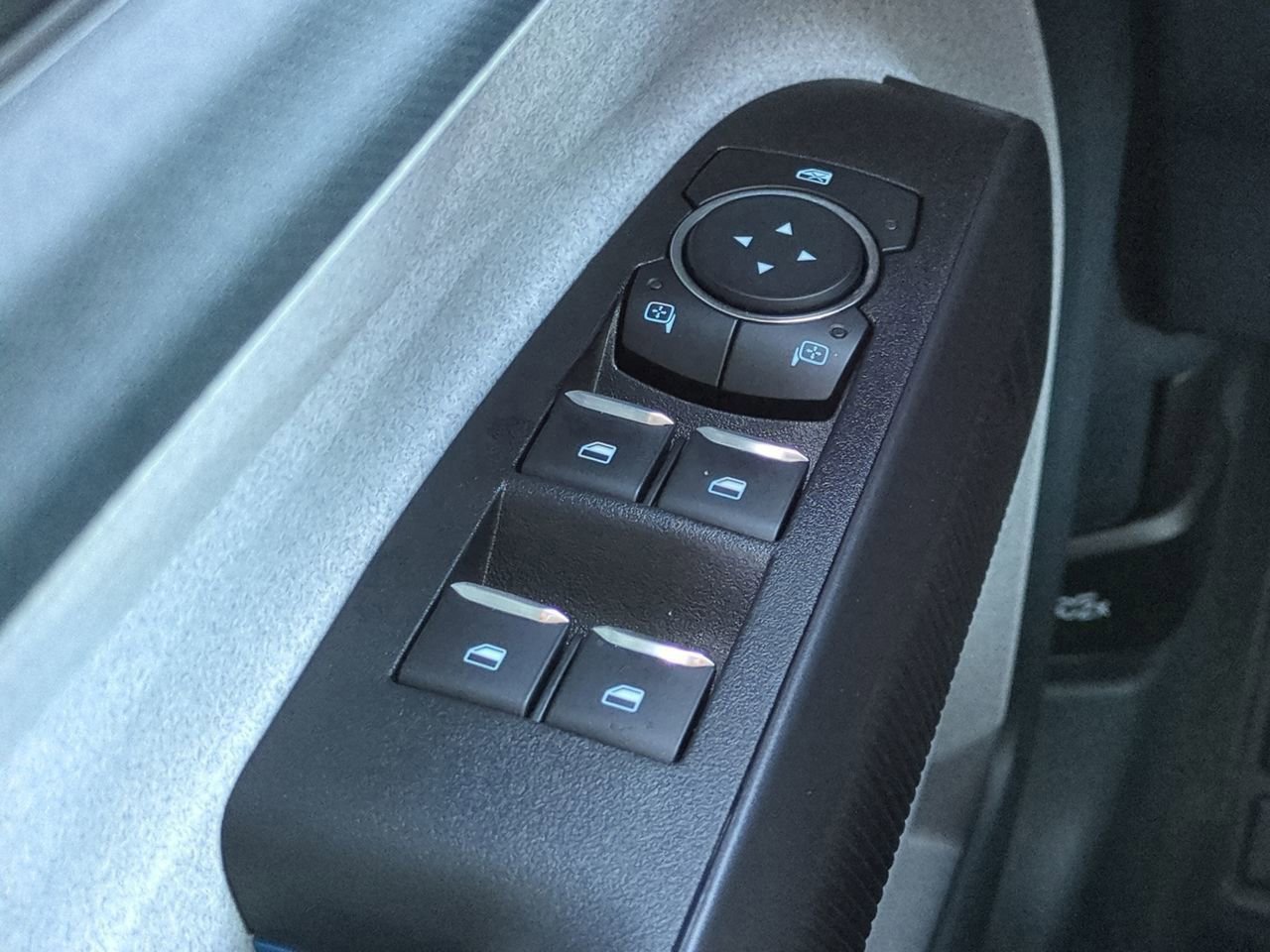 Certified 2025 Ford Maverick XLT w/ XLT Luxury Package image 22