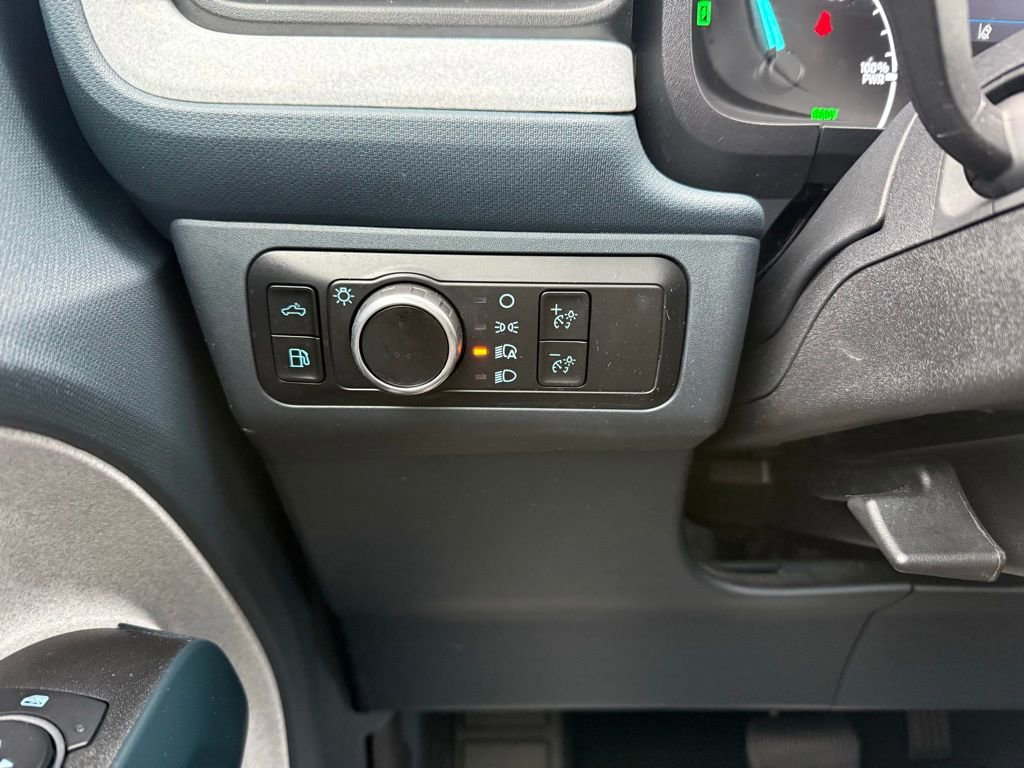 Certified 2024 Ford Maverick XLT w/ XLT Luxury Package image 18