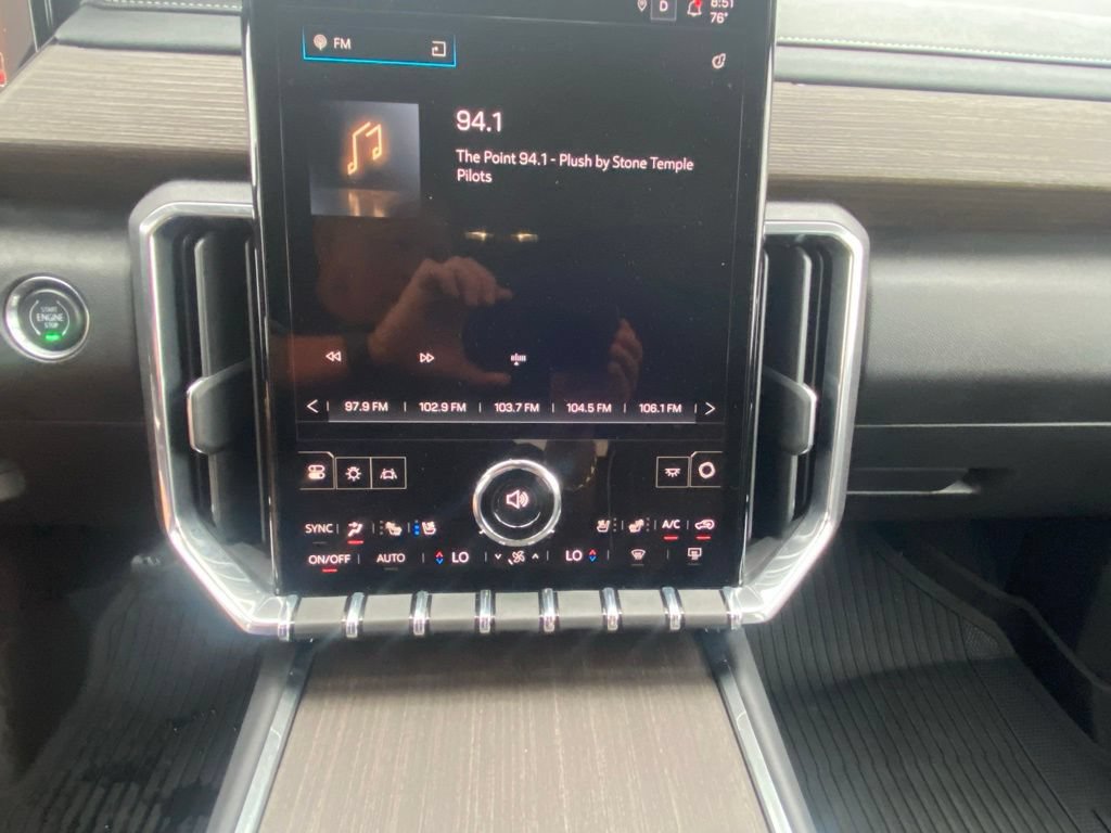 Used 2025 GMC Acadia Denali w/ LPO, Floor Liner Package AWD/4WD image 17