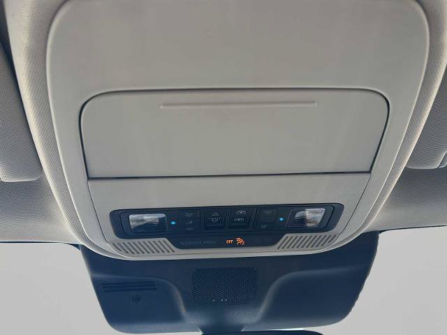 Certified 2025 Ford Expedition Active AWD/4WD image 25