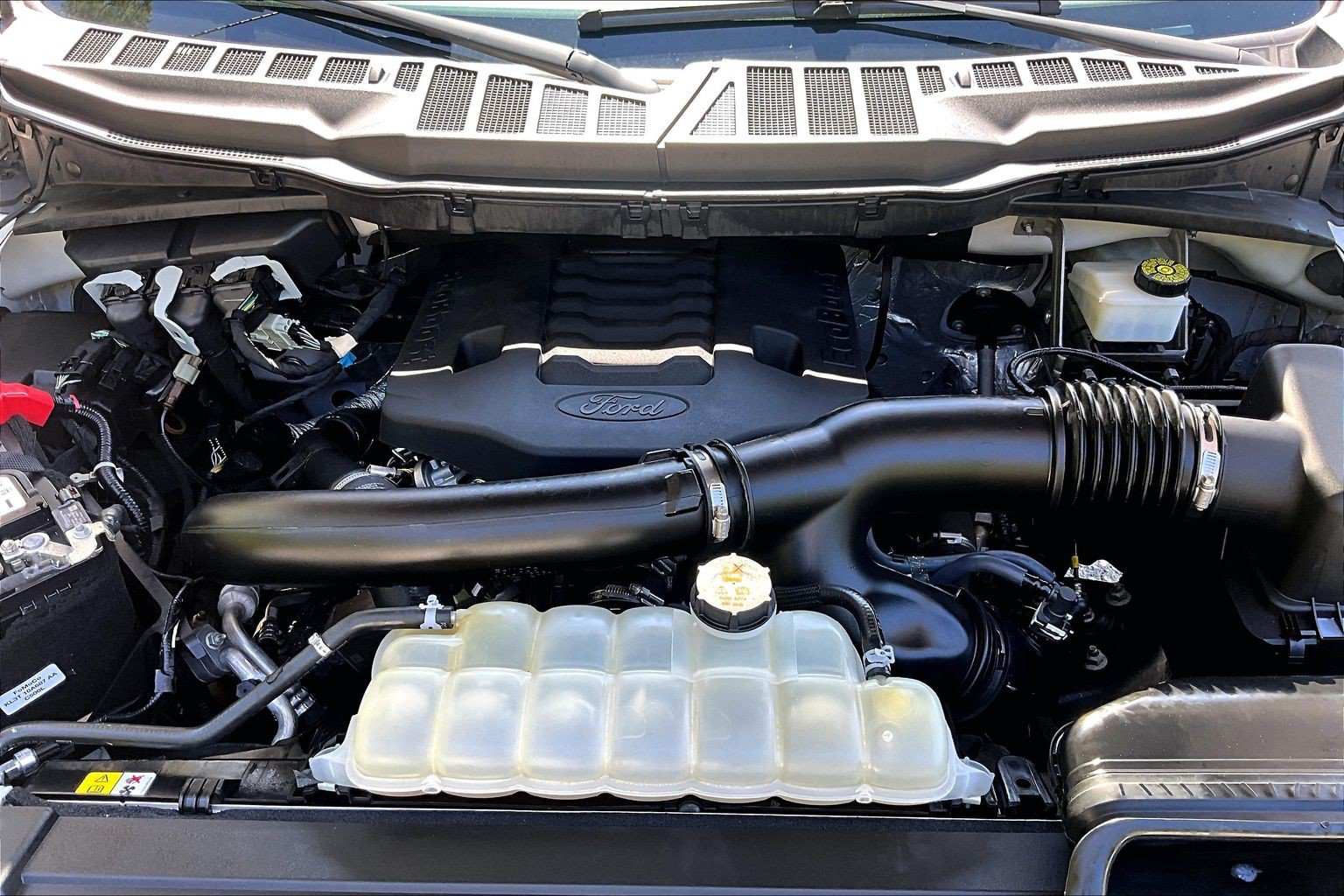 Certified 2023 Ford F150 Lariat AWD/4WD image 9
