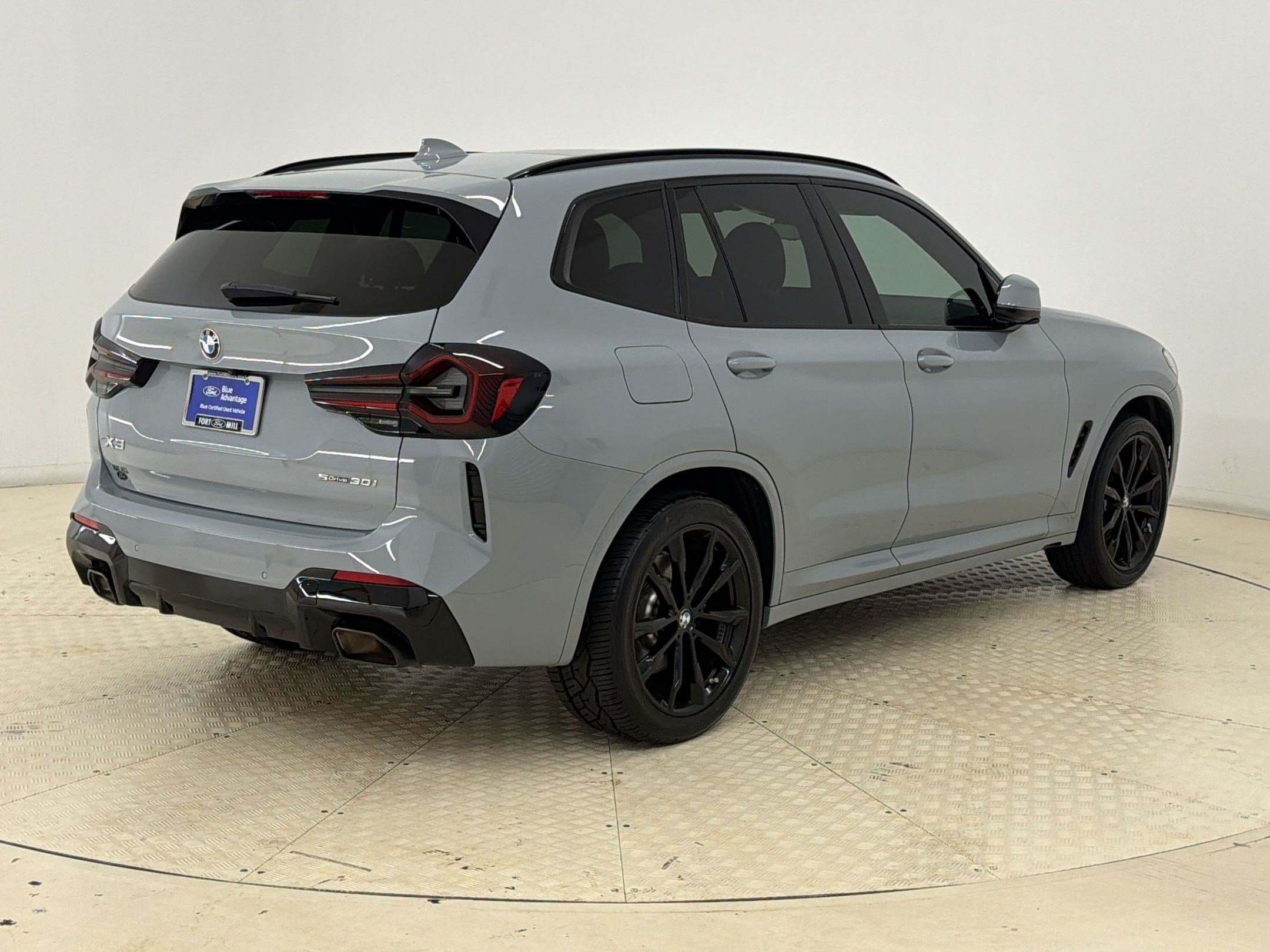 Used 2024 BMW X3 sDrive30i w/ Premium Package RWD image 9