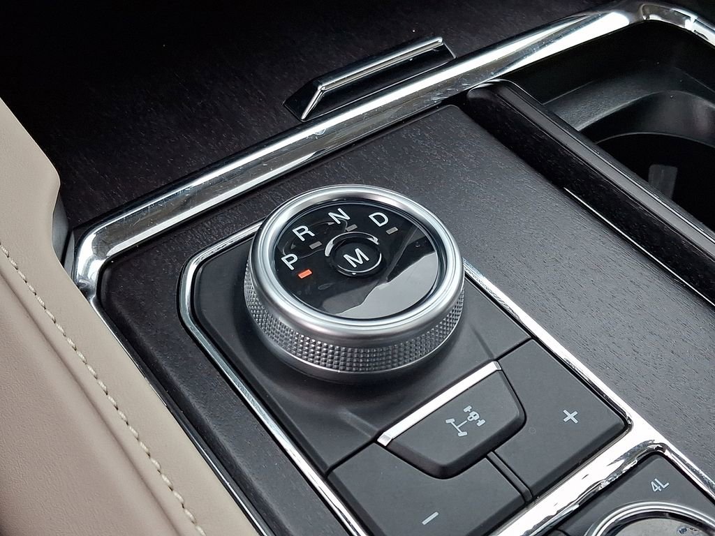 Certified 2023 Ford Expedition Max Platinum image 17