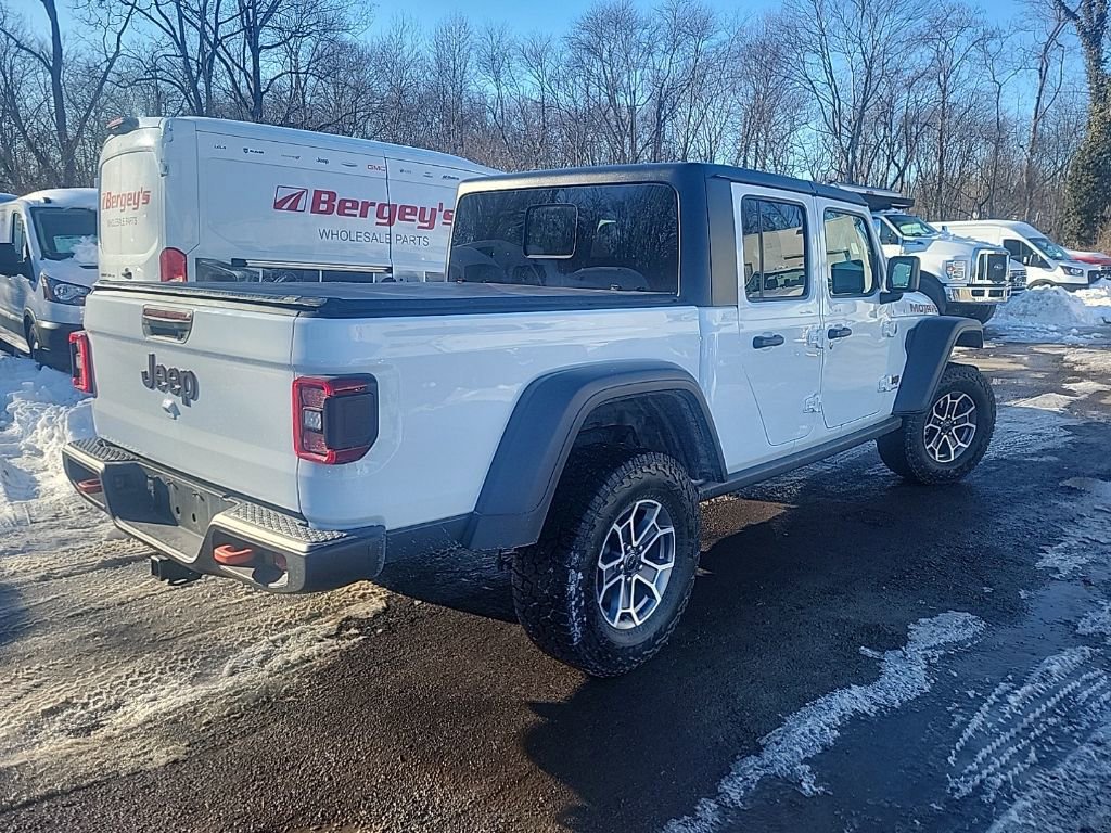Used 2024 Jeep Gladiator Mojave w/ Technology Group image 3