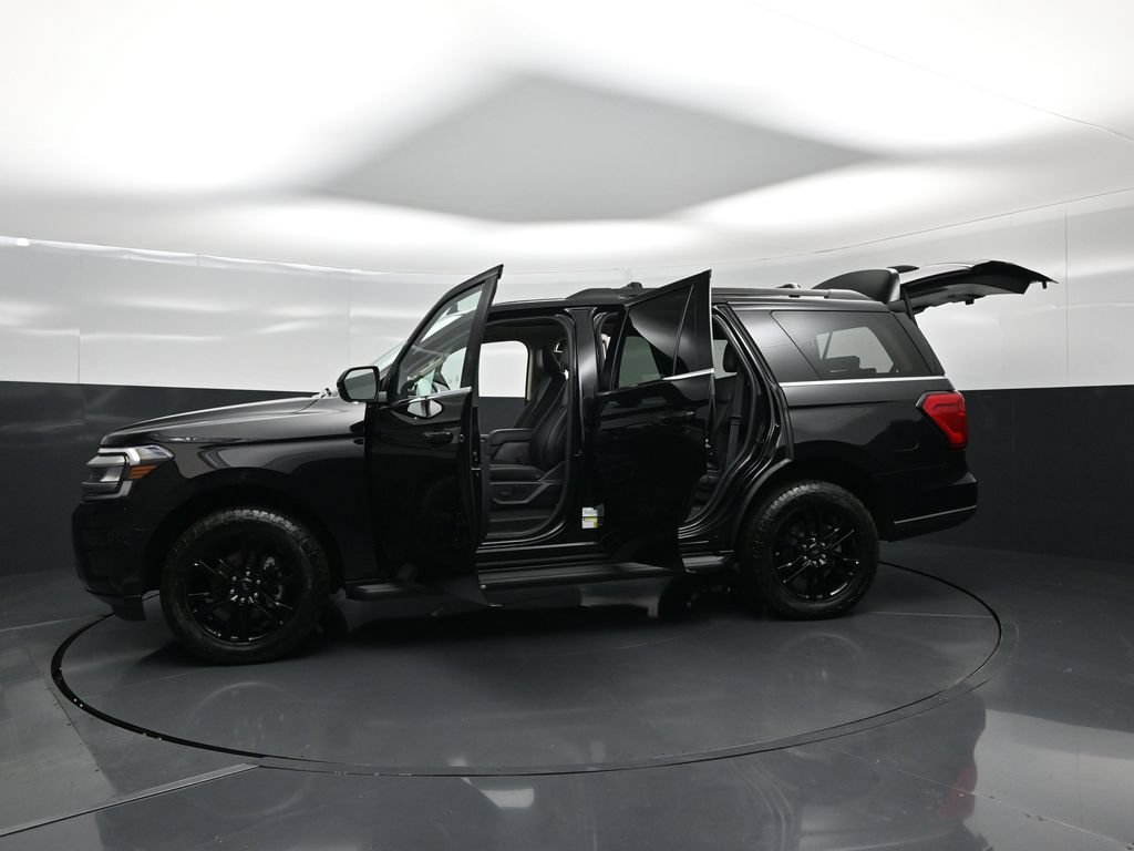 Certified 2024 Ford Expedition XLT AWD/4WD image 33
