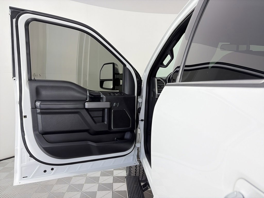 Certified 2020 Ford F250 Platinum image 10