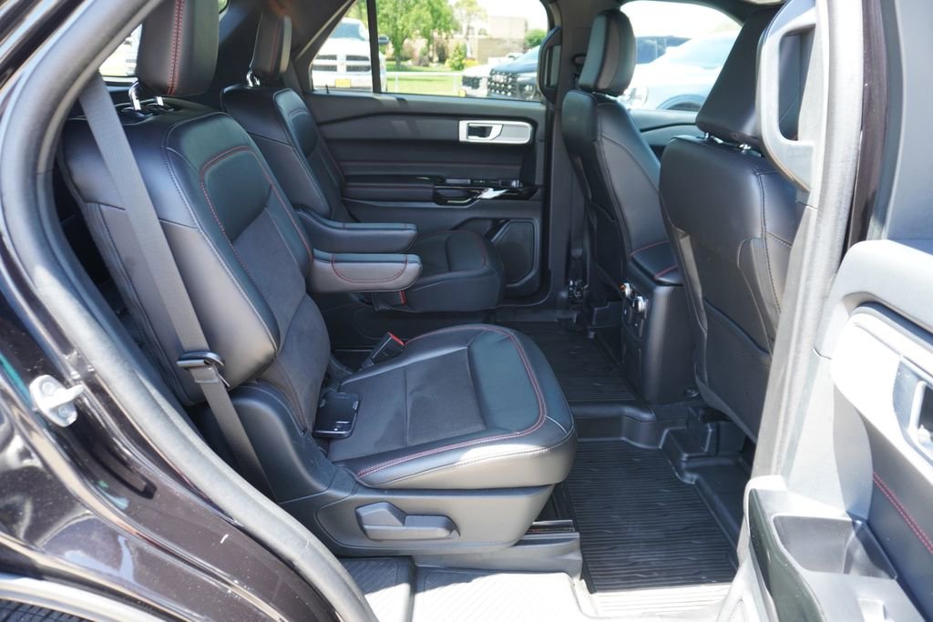 Certified 2023 Ford Explorer ST-Line w/ Class IV Trailer Tow Package RWD image 22
