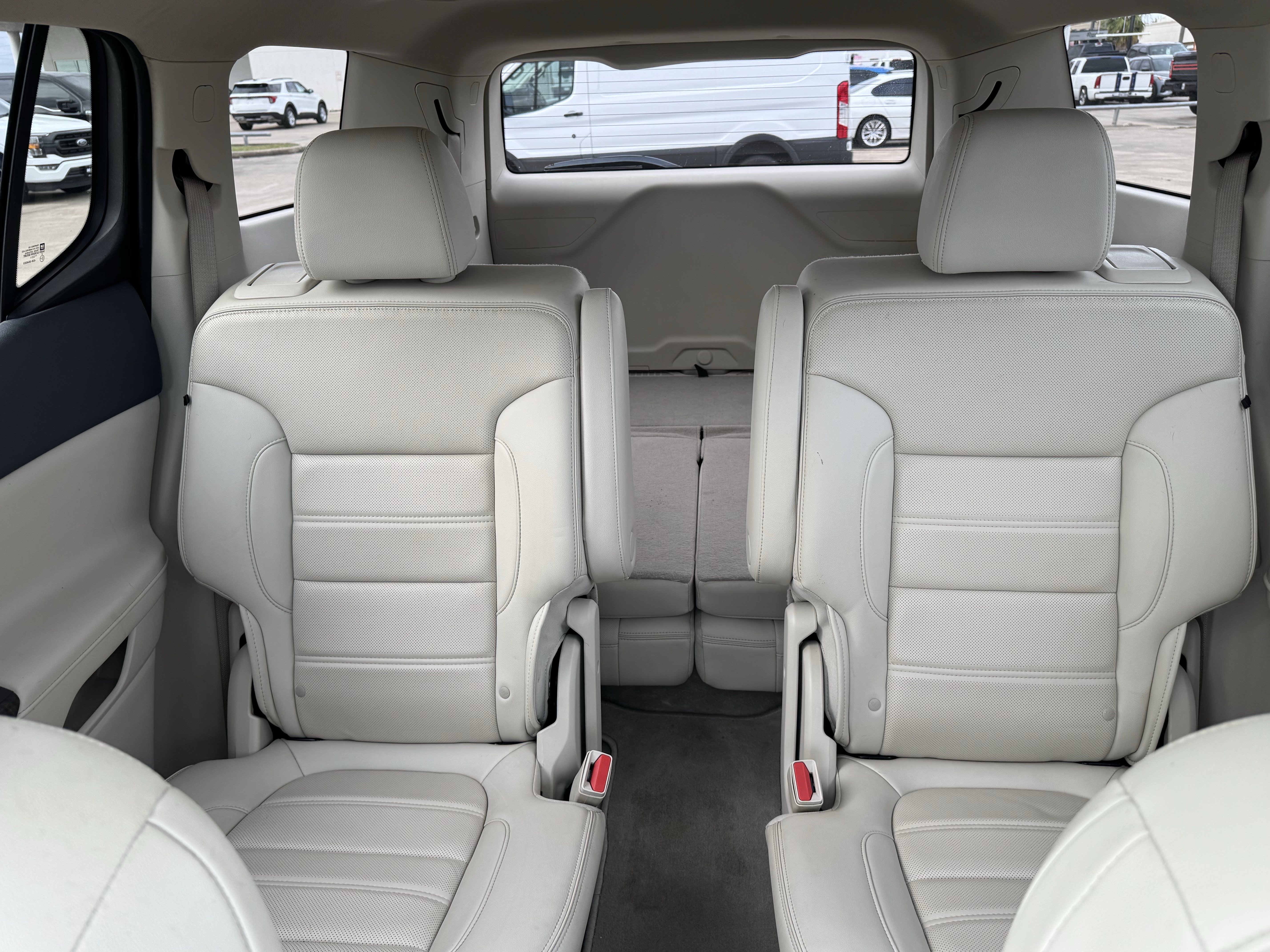 Used 2022 GMC Acadia Denali w/ Denali Ultimate Package FWD image 24