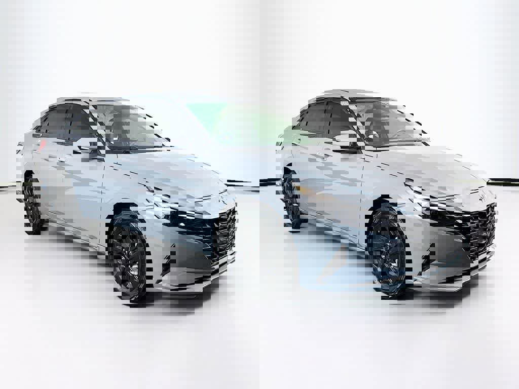 Used 2021 Hyundai Elantra Blue w/ Cargo Package image 7