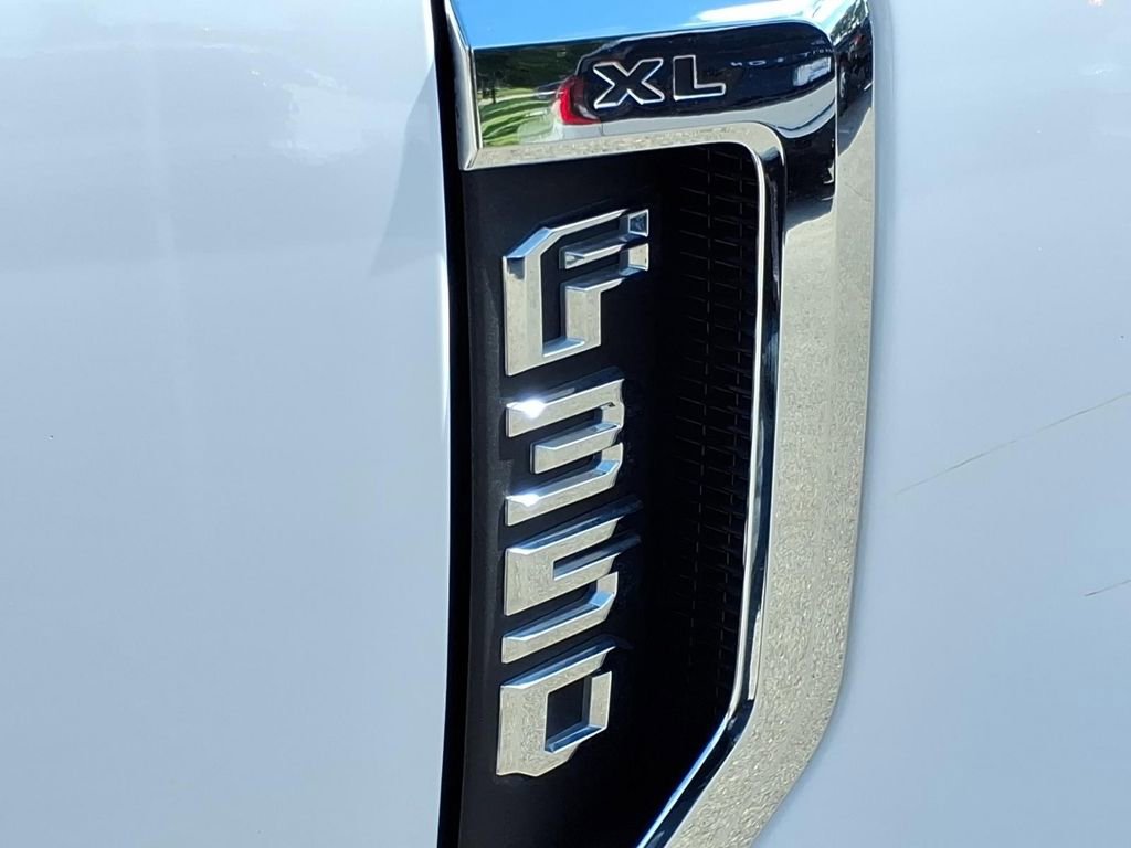 Certified 2019 Ford F350 XL w/ Power Equipment Group AWD/4WD image 3