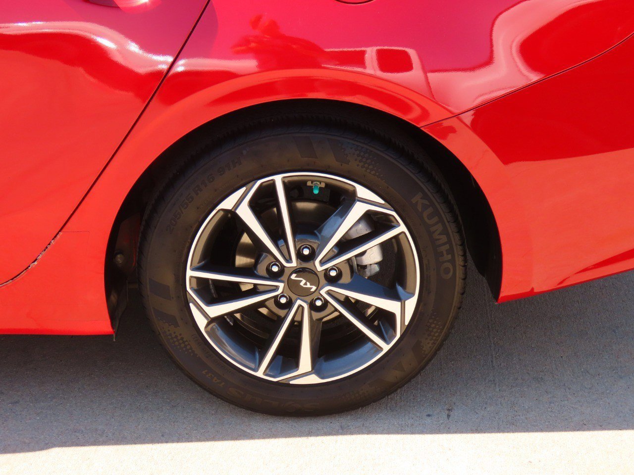 Used 2024 Kia Forte LXS image 16