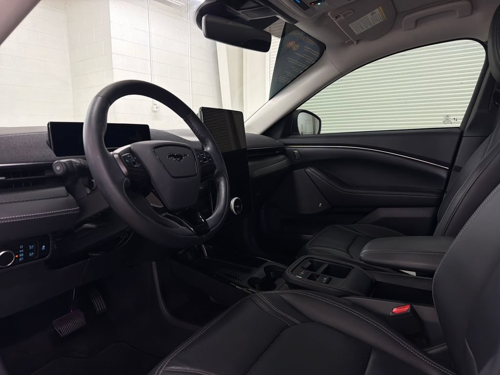 Certified 2025 Ford Mustang Mach-E Premium RWD image 6