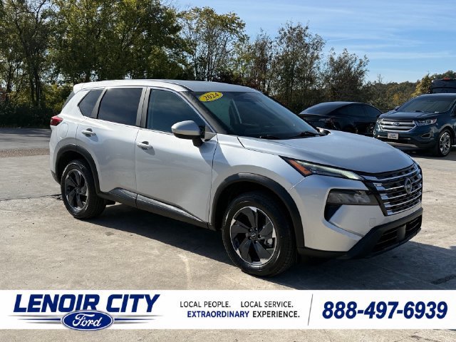 Used 2024 Nissan Rogue SV AWD/4WD image 14