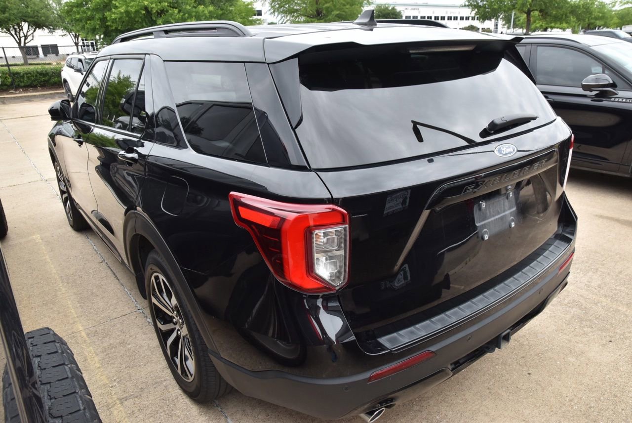 Certified 2023 Ford Explorer ST-Line w/ Class IV Trailer Tow Package RWD image 7