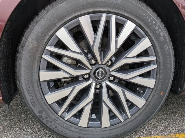 Used 2024 Nissan Altima 2.5 SV FWD image 10