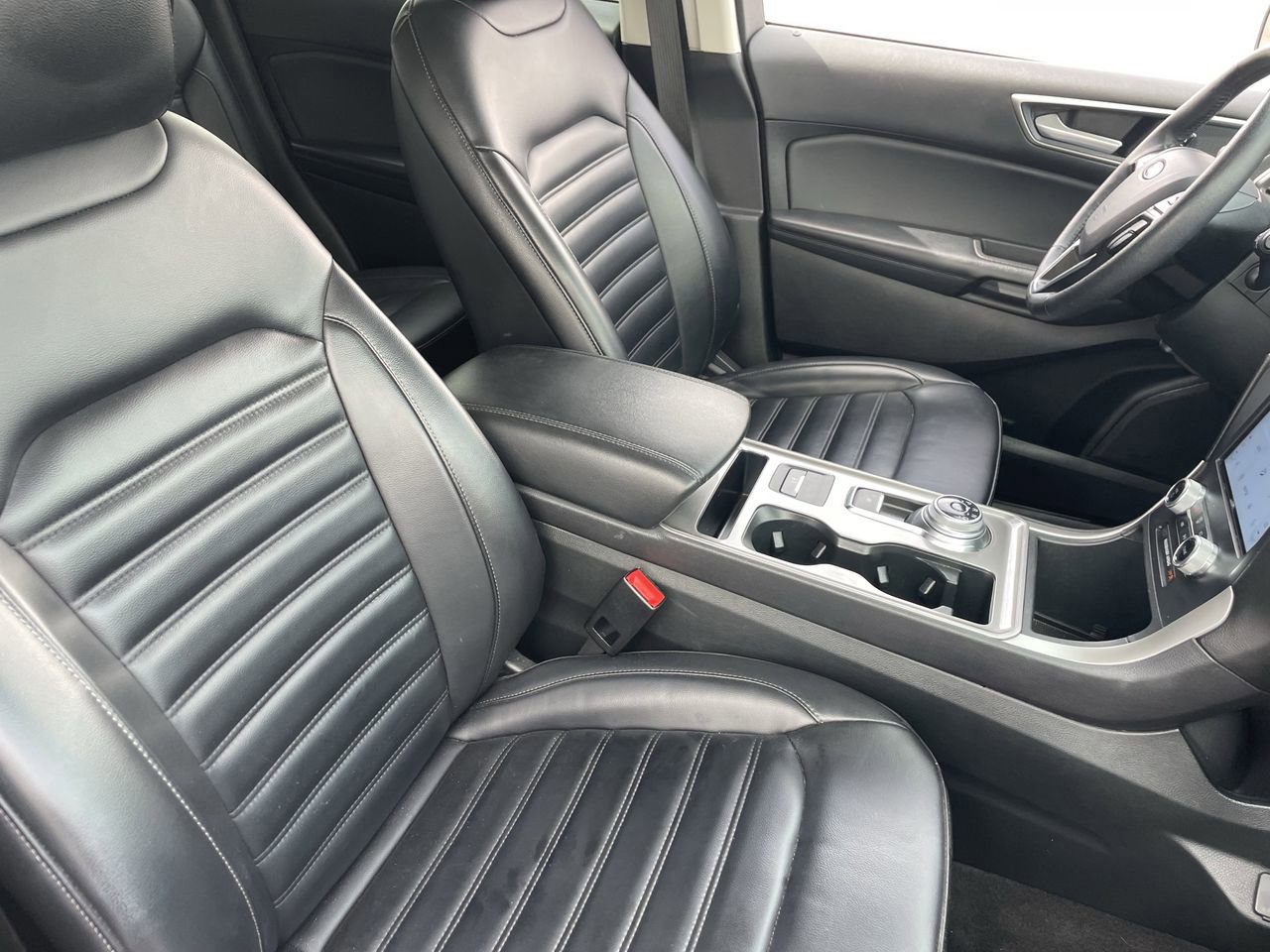 Certified 2024 Ford Edge SEL AWD/4WD image 11