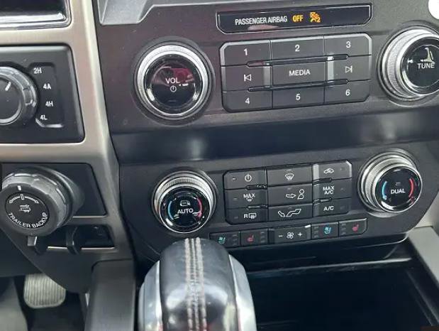 Certified 2019 Ford F150 Platinum w/ Max Trailer Tow Package image 25