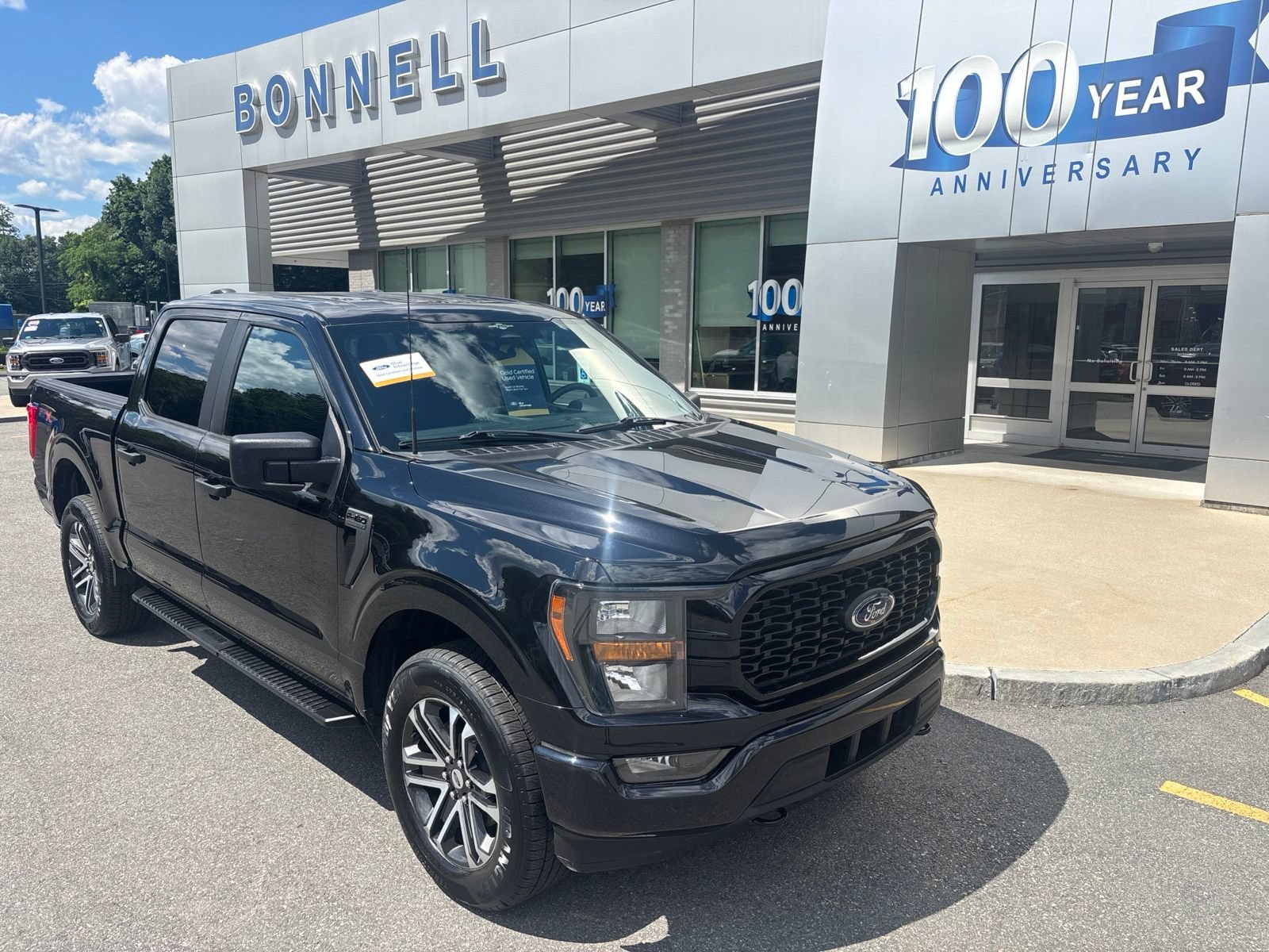 Certified 2023 Ford F150 XL w/ STX Appearance Package AWD/4WD video 1