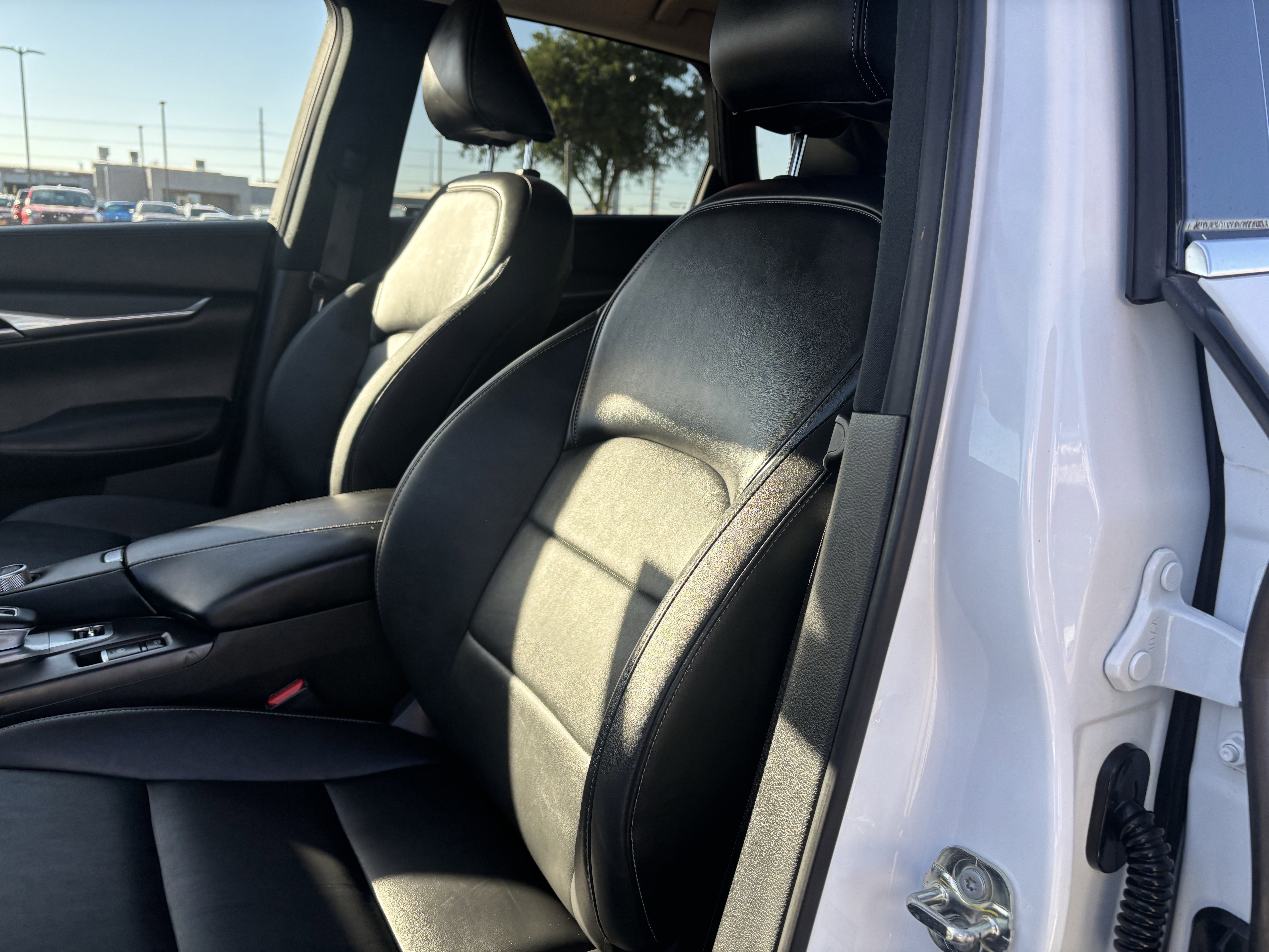 Used 2024 INFINITI QX50 Pure image 11