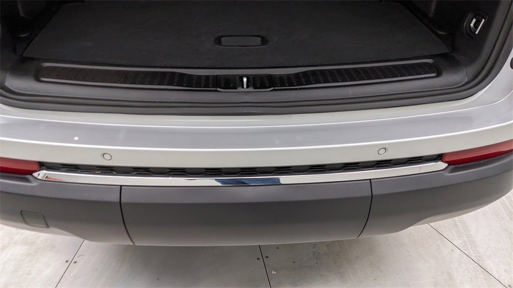 Used 2025 Jeep Grand Cherokee L Limited image 6