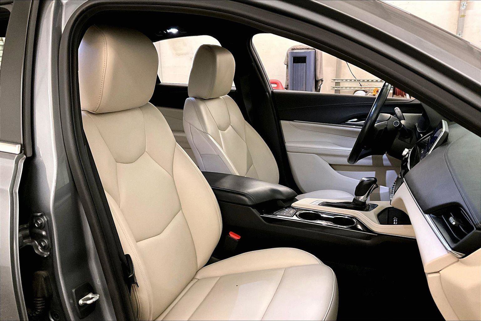 Used 2020 Cadillac CT4 Luxury w/ Bose Premium Audio Package image 7