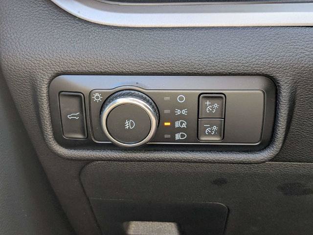 Certified 2024 Ford Explorer XLT w/ Equipment Group 202A RWD image 28