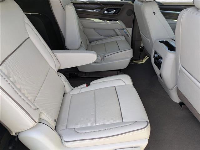 Used 2024 GMC Yukon XL Denali image 23