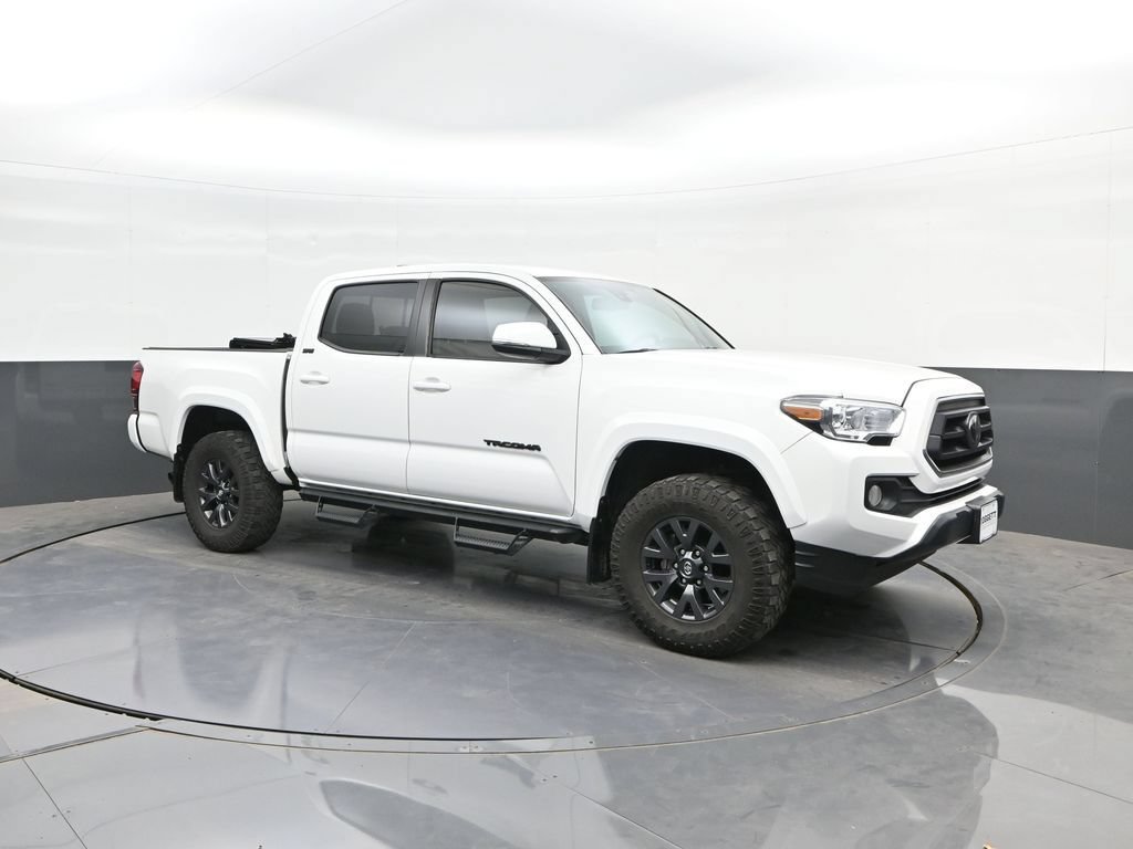 Used 2023 Toyota Tacoma SR5 w/ Technology Package AWD/4WD image 14