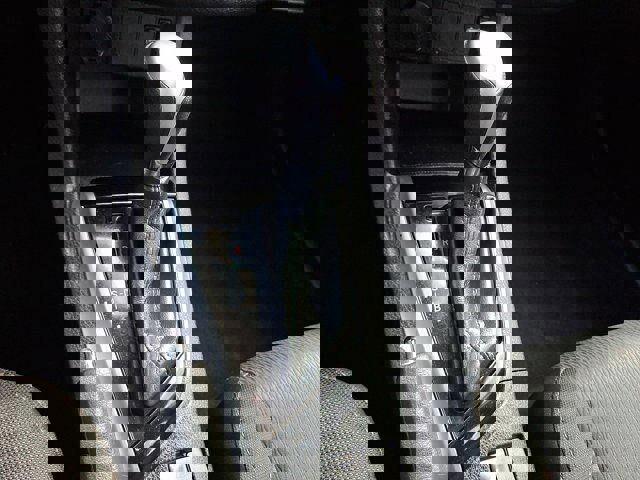 Used 2019 Toyota Corolla LE FWD image 15