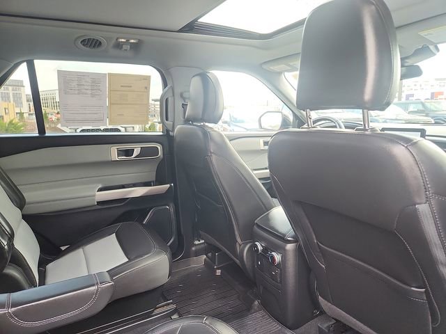 Certified 2023 Ford Explorer XLT w/ Equipment Group 202A AWD/4WD image 29