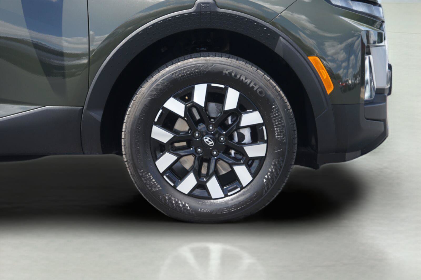 Used 2026 Hyundai Santa Cruz SEL FWD image 4
