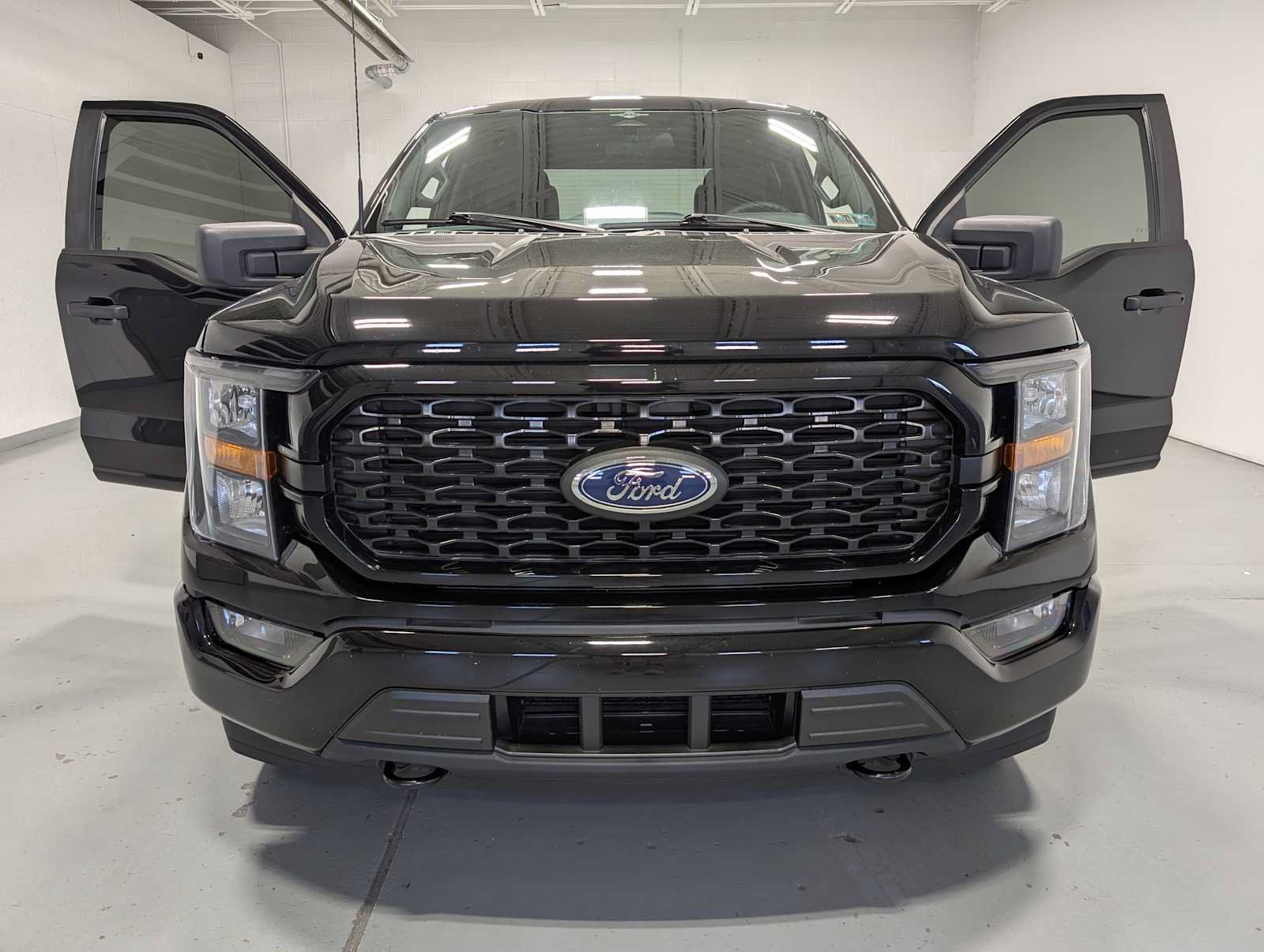 Certified 2023 Ford F150 XL w/ STX Appearance Package AWD/4WD image 16
