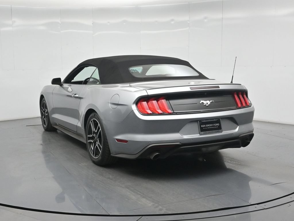 Certified 2022 Ford Mustang Premium RWD image 9