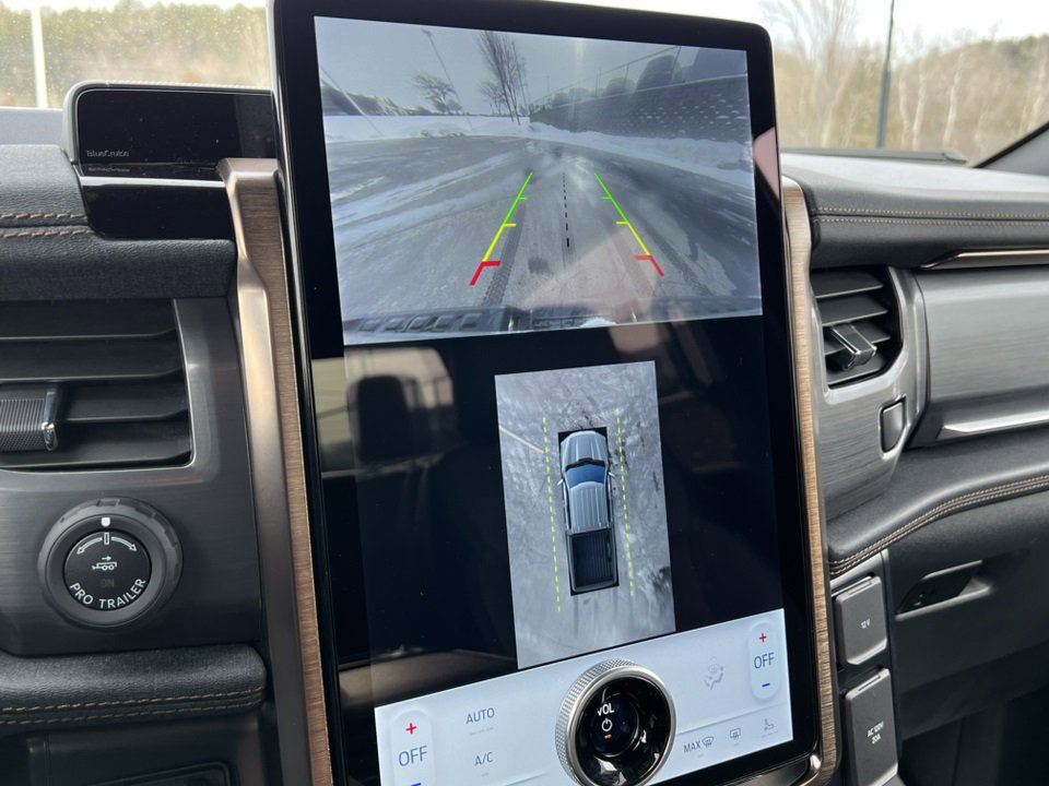 Certified 2023 Ford F150 Lightning Lariat w/ Equipment Group 511A High image 23